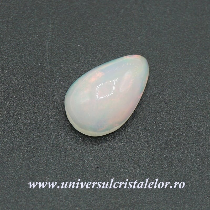 Opal nobil Etiopia cabochon m24