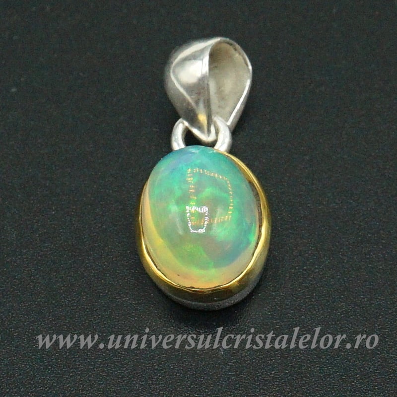 Pandantiv opal de foc