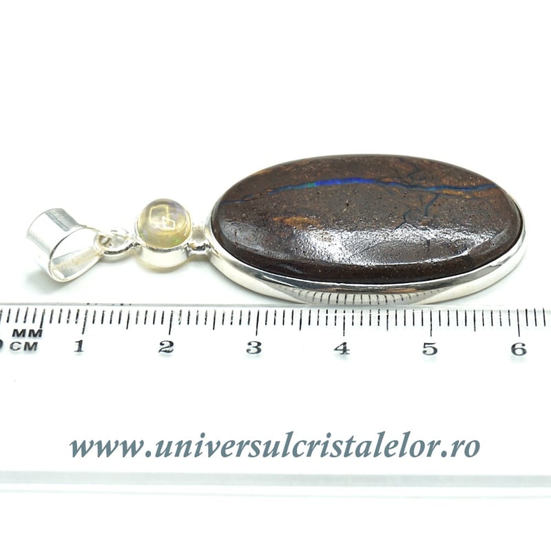 Pandantiv opal bouldier