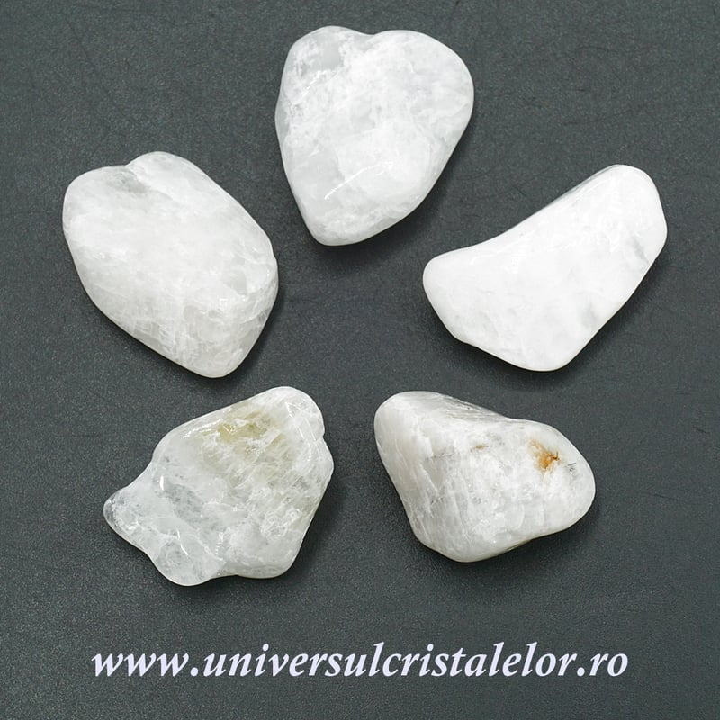 Petalit piatra rulata