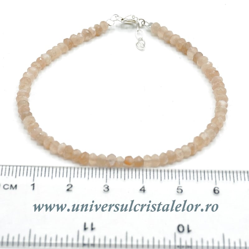 Bratara piatra lunii