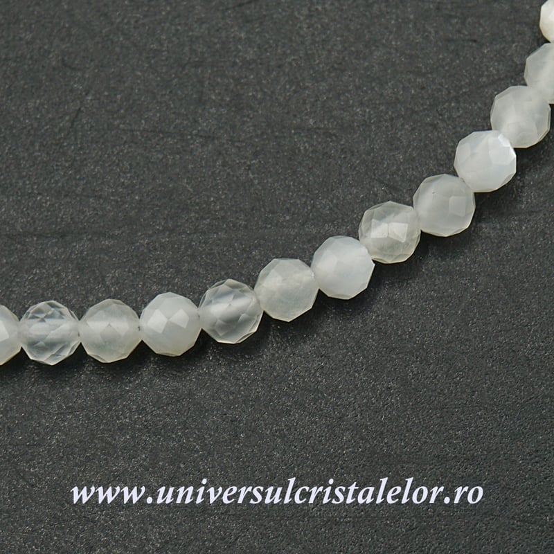 Bratara piatra lunii alba