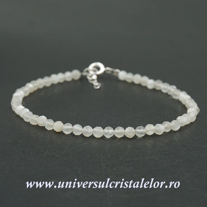 Bratara piatra lunii alba