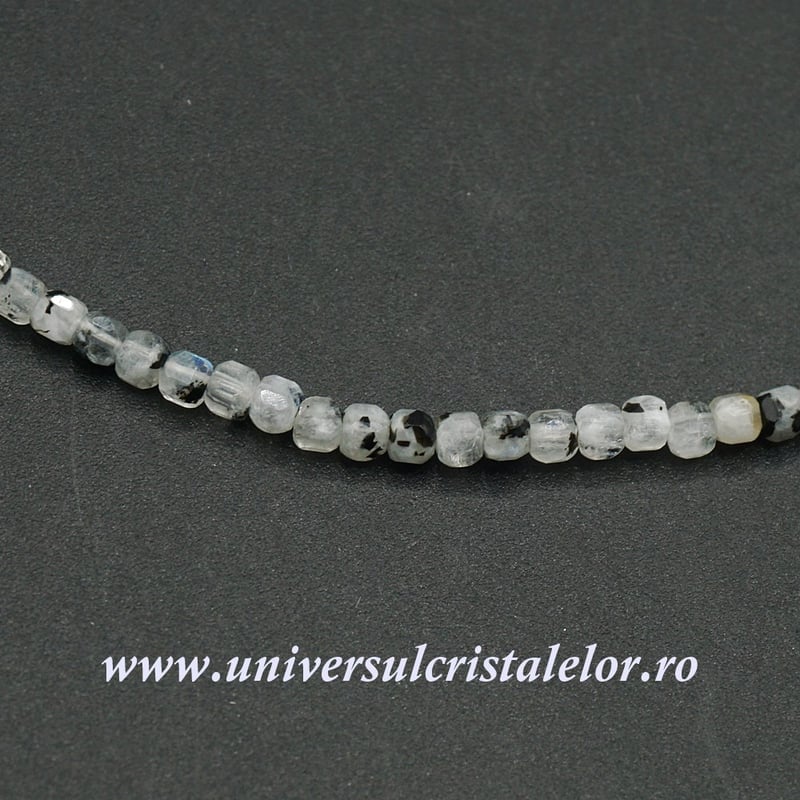 Colier piatra lunii cu turmalina neagra cub fatetat - 3 mm
