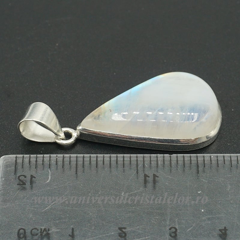 Pandantiv piatra lunii