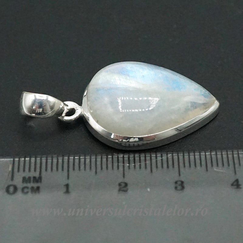 Pandantiv piatra lunii