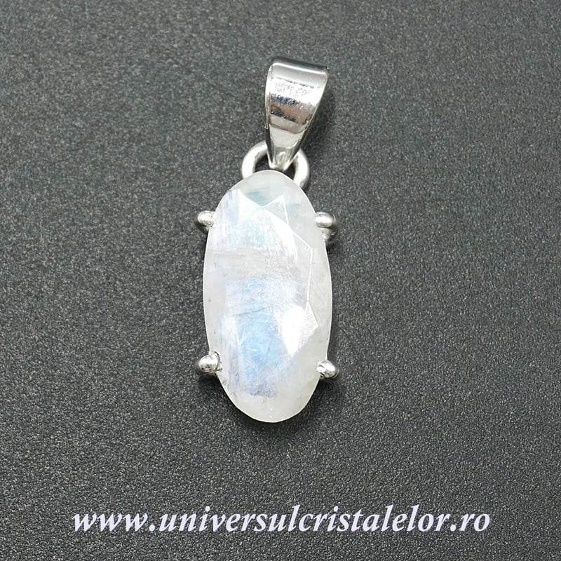 Pandantiv piatra lunii