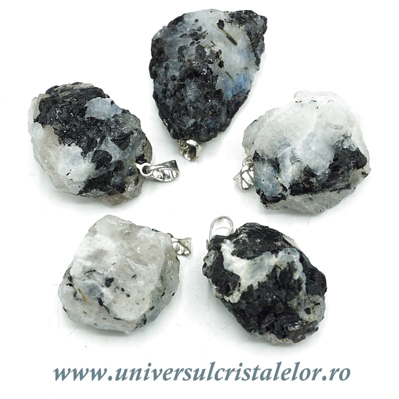 Pandantiv piatra lunii