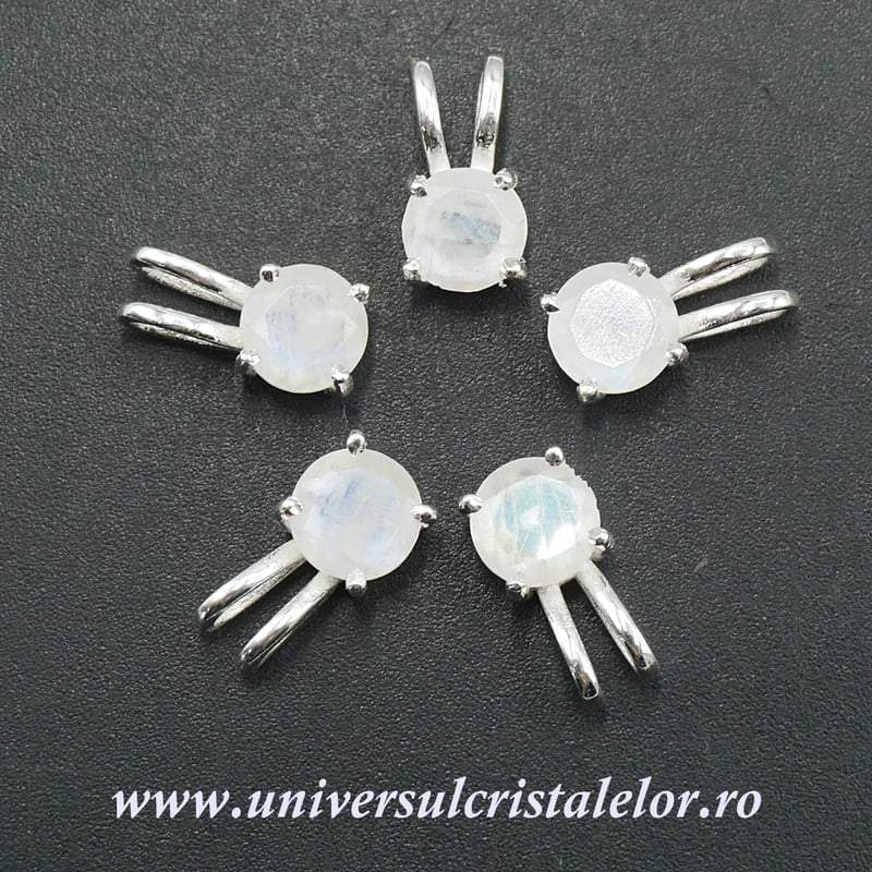 Pandantiv piatra lunii