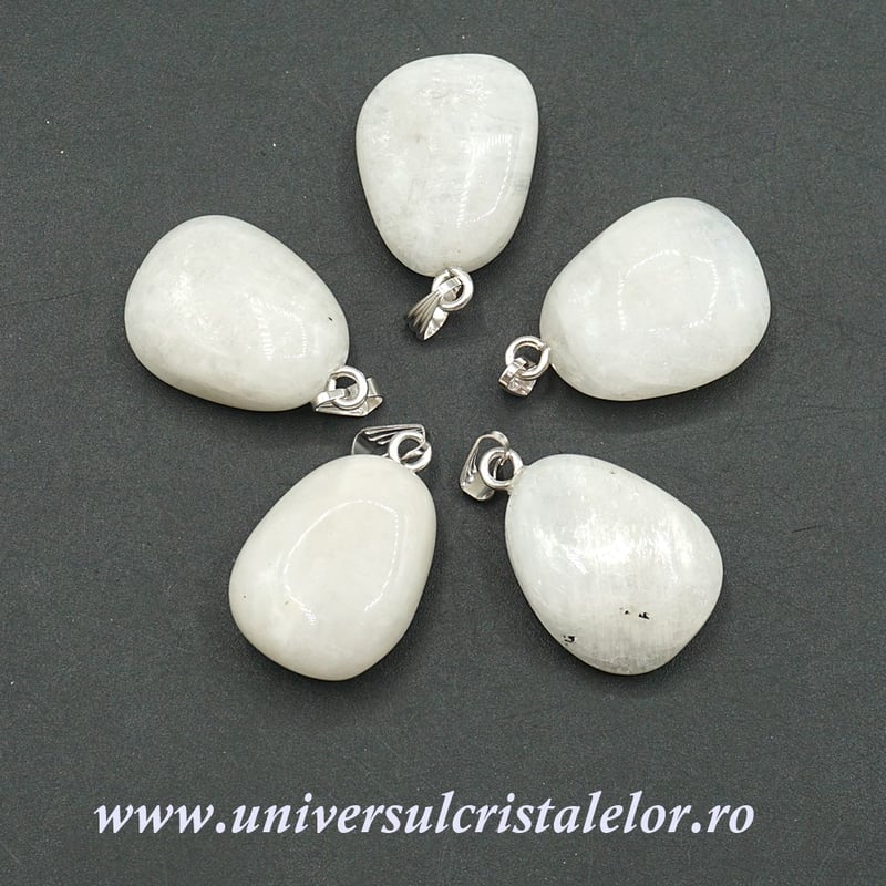 Pandantiv piatra lunii alba