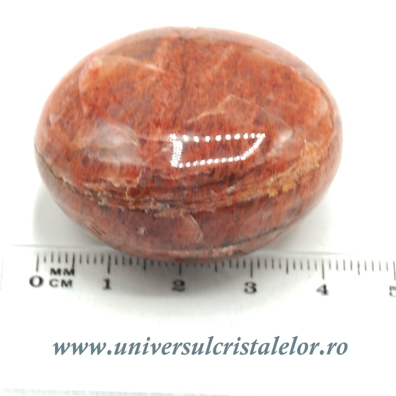 Piatra lunii rosie polisata