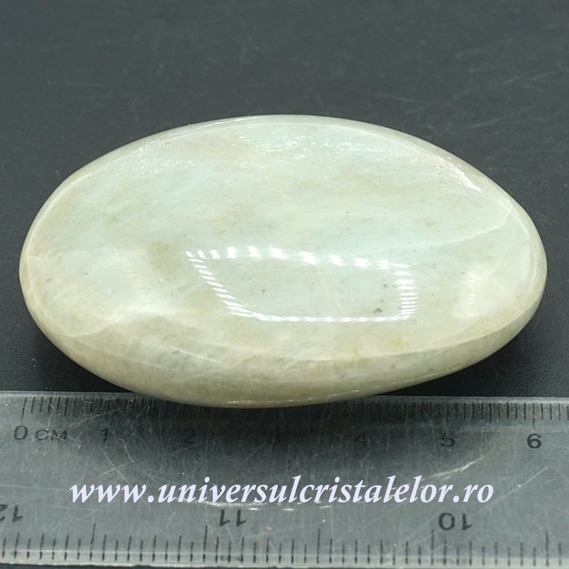 Piatra lunii verde polisata