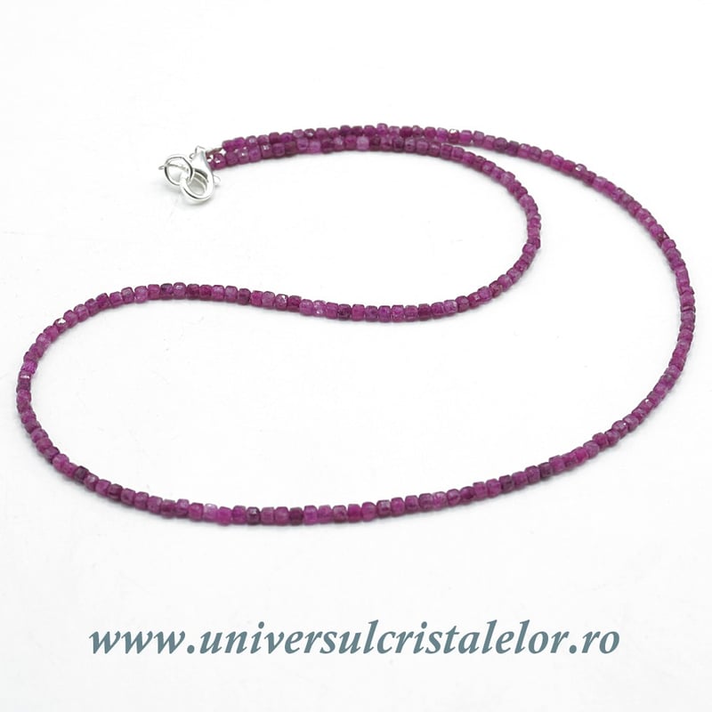 Colier rubin cub fatetat - 2,5mm