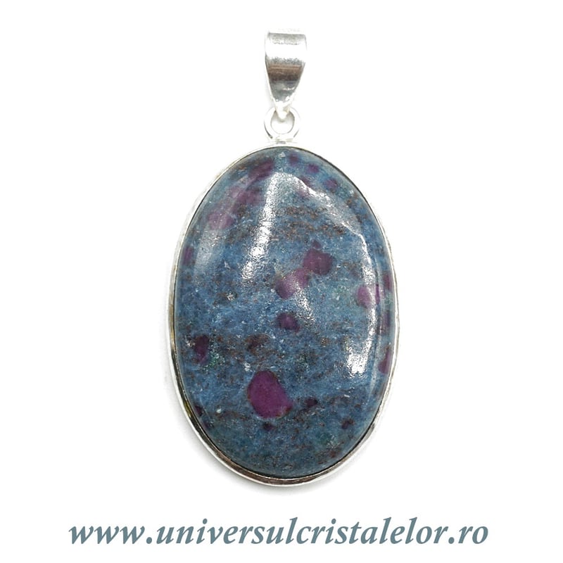 Pandantiv rubin in cianit