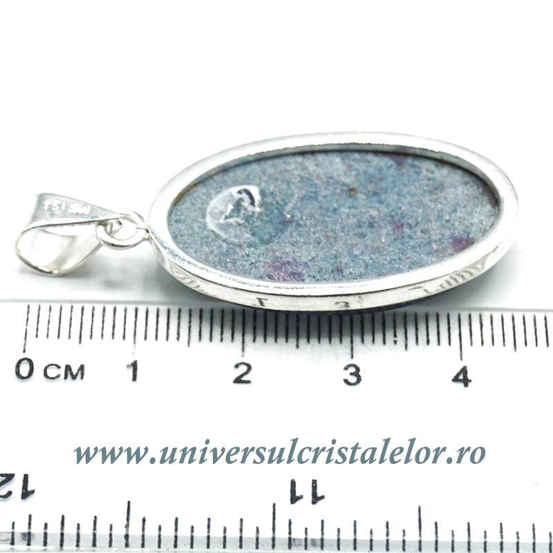 Pandantiv rubin in cianit