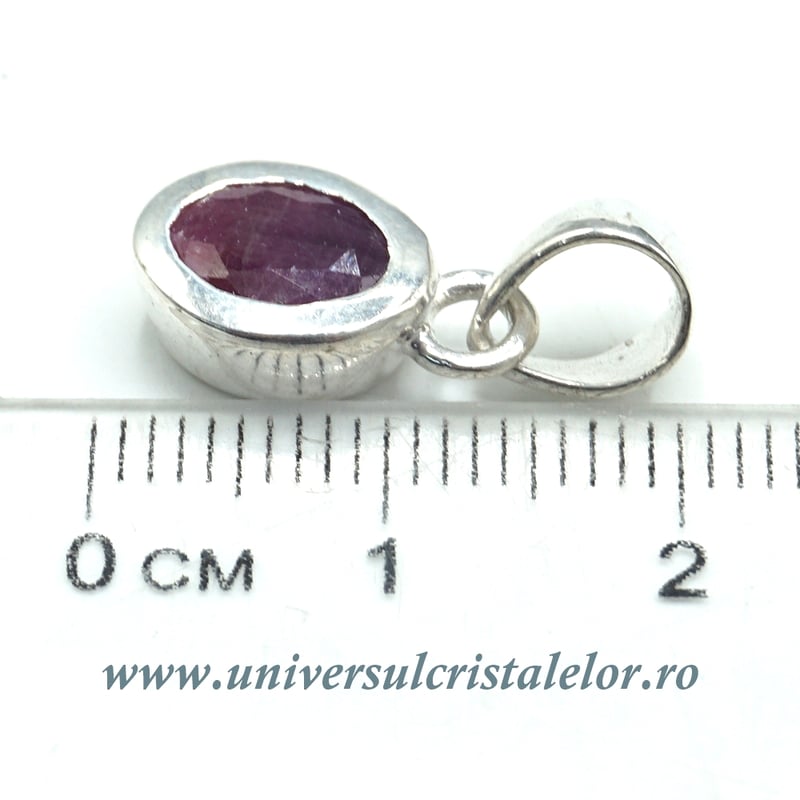 Pandantiv rubin inima