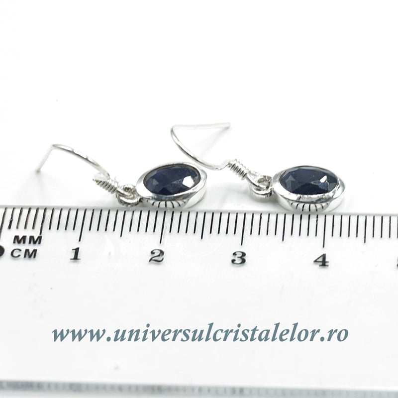 Cercei safir oval fatetat