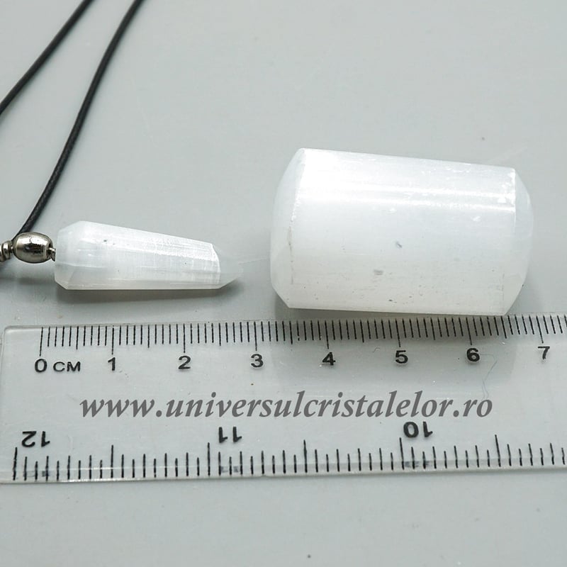 Set selenit ( pandantiv plus piatra rulata ) m6