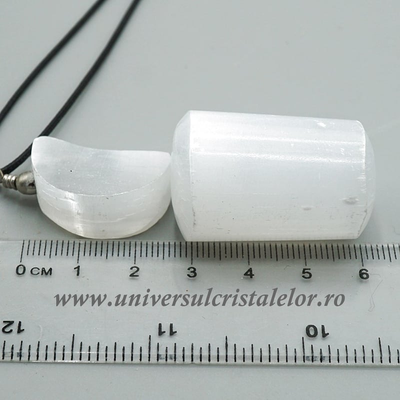 Set selenit ( pandantiv plus piatra rulata ) m3