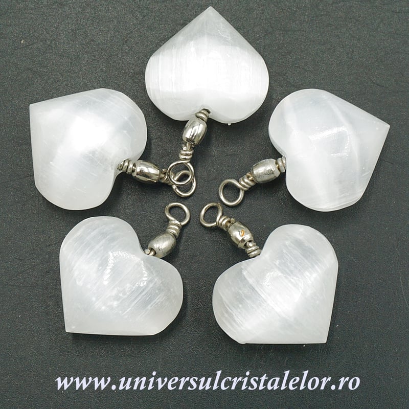 Pandantiv selenit inima