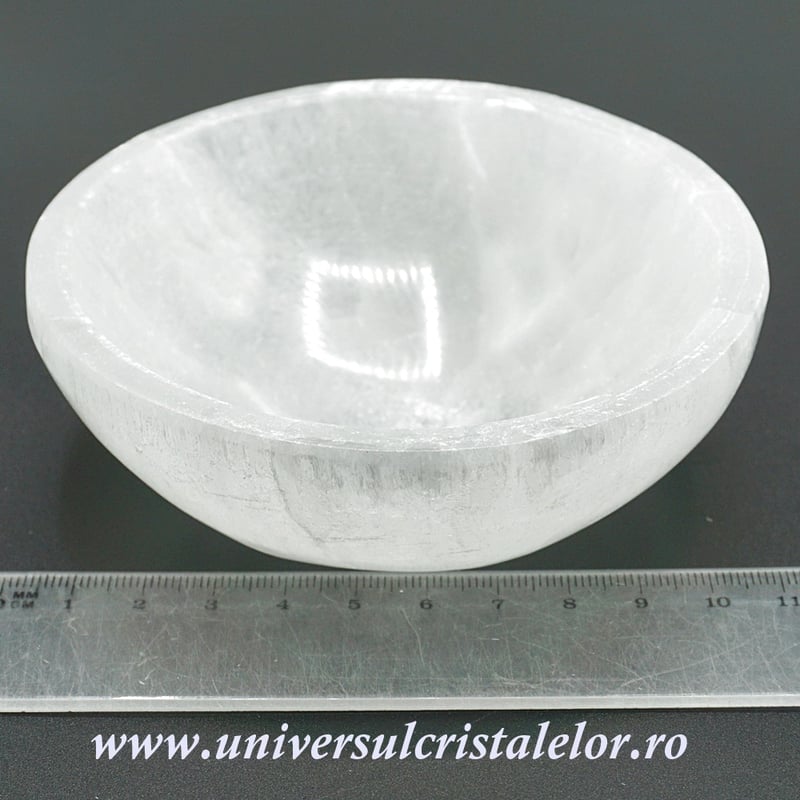 Selenit bol rotund