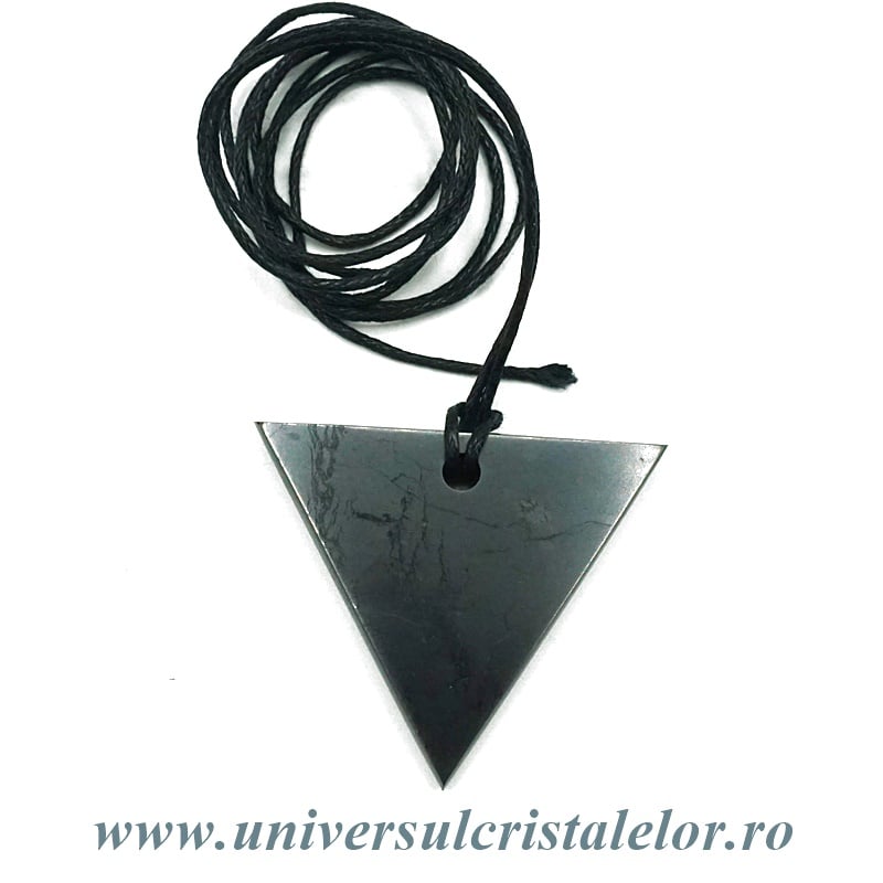 Pandantiv shungit triunghi ( female)