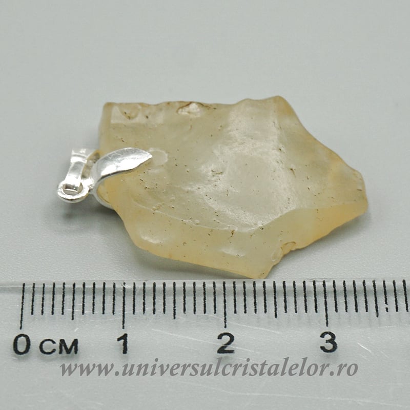 Pandantiv tectita aurie