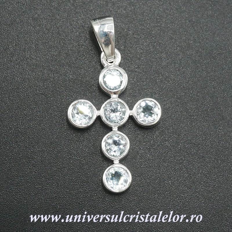 Pandantiv topaz cruciulita