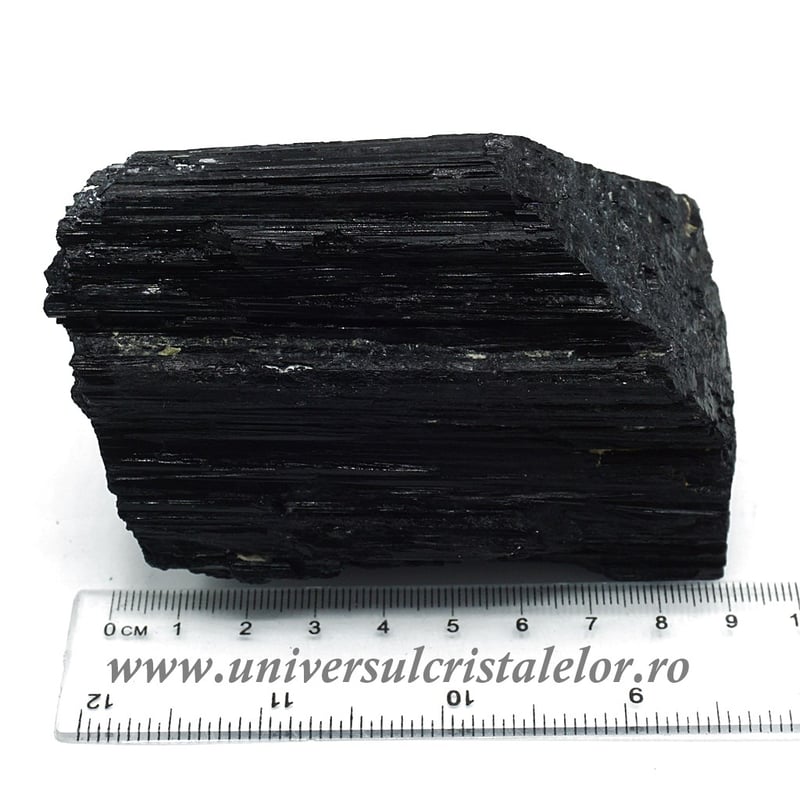 Turmalina pe suport de lemn