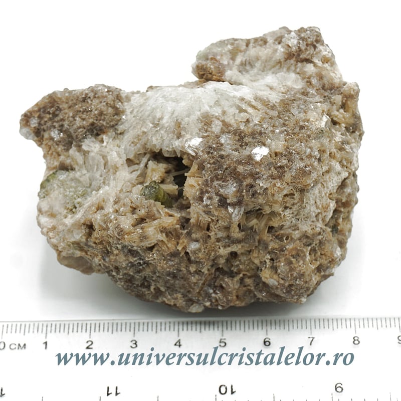 Turmalina verde in matrice