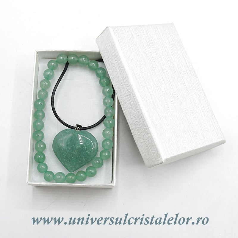 Set aventurin bratara si pandantiv cu snur si cutie