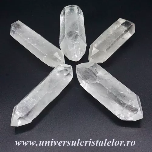 Dublu varf cristal de stanca Dublu varf cristal de stanca
