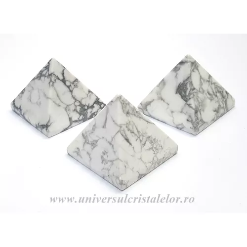 Piramida howlit - 4cm Piramida howlit - 4cm