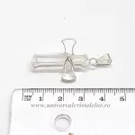 Pandantiv cristal de stanca cruciulita Pandantiv cristal de stanca cruciulita