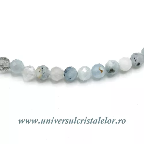 Colier acvamarin rotund fatetat - 4,4 mm Colier acvamarin rotund fatetat - 4,4 mm