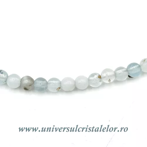 Colier acvamarin rotund slefuit - 4 mm Colier acvamarin rotund slefuit - 4 mm