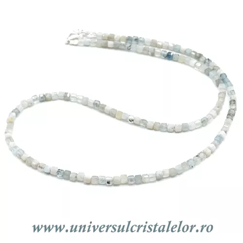 Colier acvamarin cub fatetat - 3mm Colier acvamarin cub fatetat - 3mm