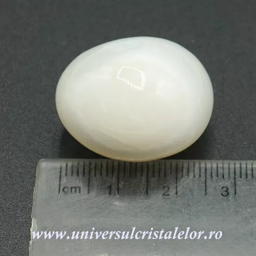Agat alb piatra rulata Agat alb piatra rulata