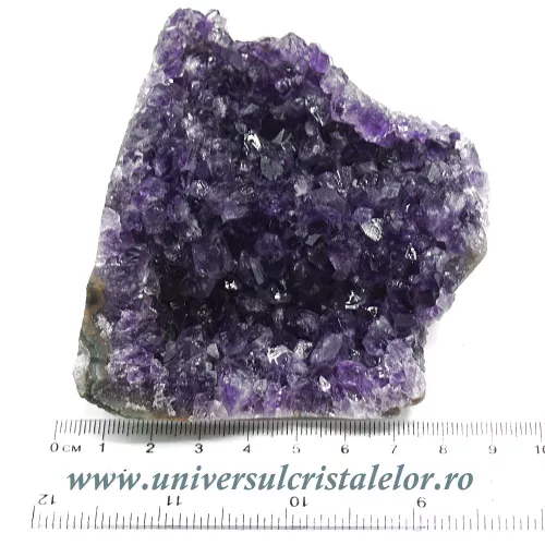 Ametist cu baza mineral unicat m19 Ametist cu baza mineral unicat m19