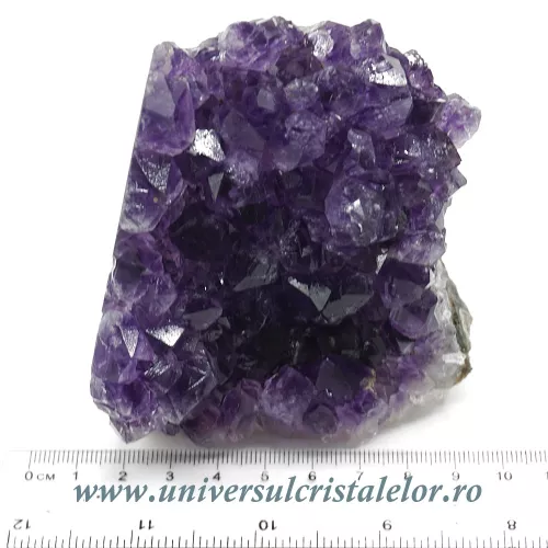 Ametist cu baza mineral unicat m44 Ametist cu baza mineral unicat m44