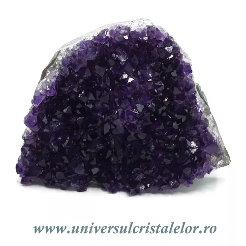 Ametist cu baza mineral unicat m50 Ametist cu baza mineral unicat m50