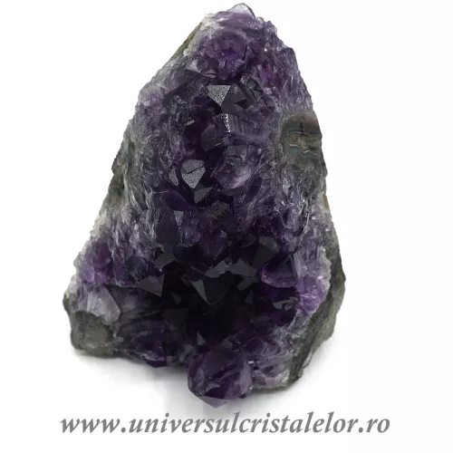 Ametist cu baza mineral unicat m48 Ametist cu baza mineral unicat m48
