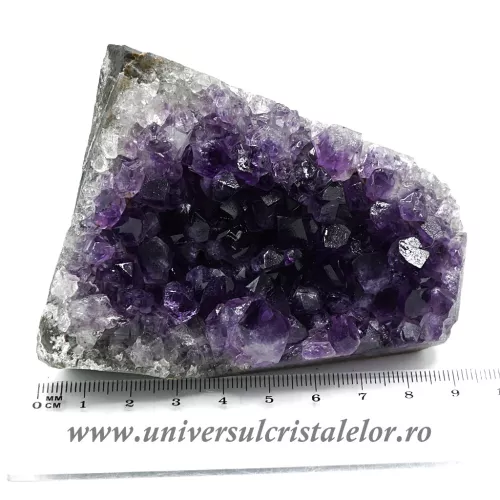 Ametist cu baza mineral unicat m49