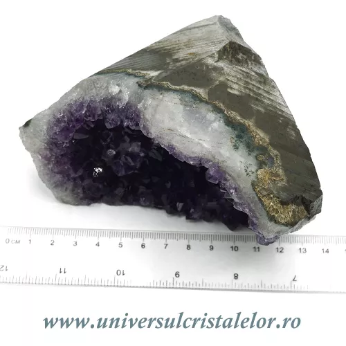 Ametist cu baza mineral unicat m53 Ametist cu baza mineral unicat m53