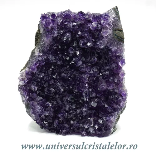 Ametist cu baza mineral unicat m17 Ametist cu baza mineral unicat m17