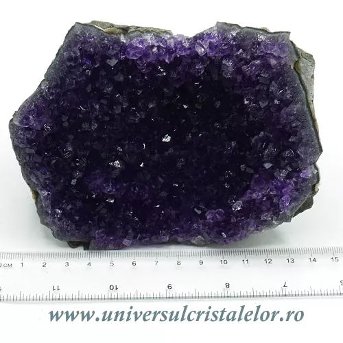 Ametist cu baza mineral unicat m39 Ametist cu baza mineral unicat m39