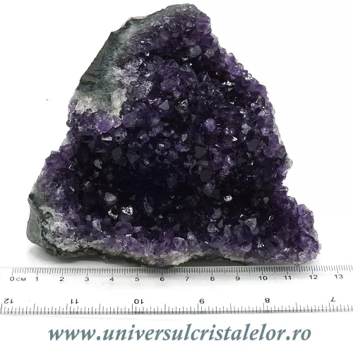 Ametist cu baza mineral unicat m11 Ametist cu baza mineral unicat m11