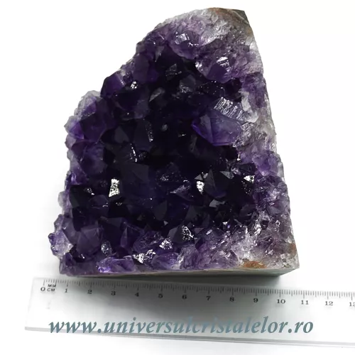 Ametist cu baza mineral unicat m45 Ametist cu baza mineral unicat m45