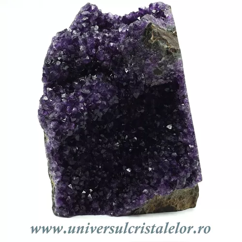 Ametist cu baza mineral unicat m28 Ametist cu baza mineral unicat m28