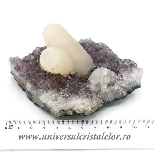 Ametist cu calcit mineral unicat m02